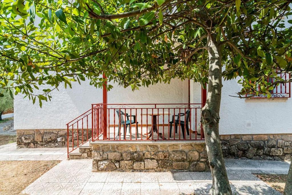 Casa Hortensia. Barbacoa En Robledo De Chavela La Estacion Exterior foto